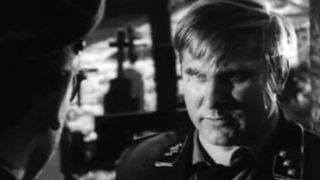4. Парашюты на деревьях (1973)