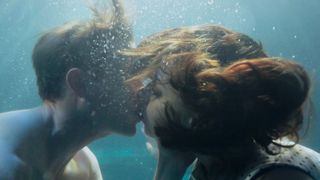 40. Если твоя девушка – зомби (2014)