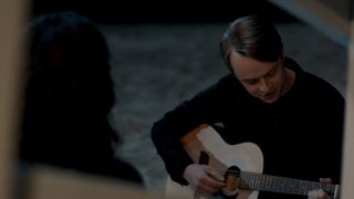 98. Если твоя девушка – зомби (2014)