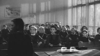 17. Первоклассница (1948)