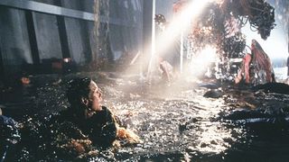 16. Вирус (1998)