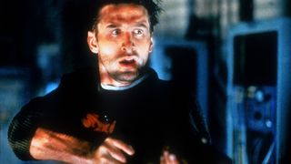 8. Вирус (1998)