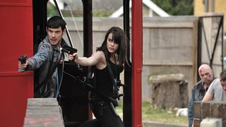 11. Кокни против зомби (2012)