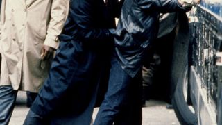 33. Успеть до полуночи (1988)