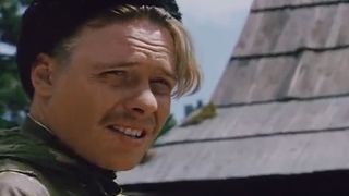 8. Неслужебное задание (2004)