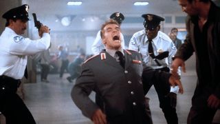 28. Красная жара (1988)