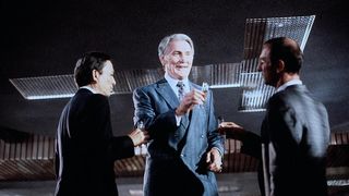 19. Танго и Кэш (1989)