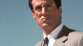 26. Танго и Кэш (1989)