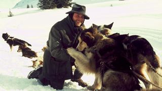 8. Белый клык (1991)