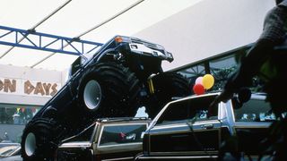 3. Дом у дороги (1989)