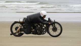 44. Самый быстрый Indian (2005)