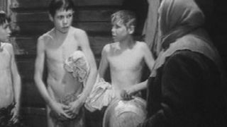 2. Мальчишки ехали на фронт (1975)