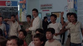89. Кикбоксер (1989)