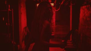 27. Неоновый демон (2016)