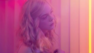 31. Неоновый демон (2016)