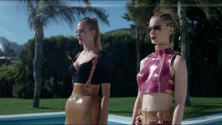 49. Неоновый демон (2016)