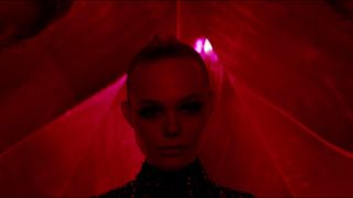 51. Неоновый демон (2016)