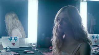 54. Неоновый демон (2016)