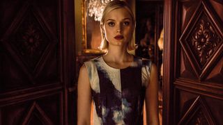 90. Неоновый демон (2016)