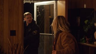3. Впадина в земле (2017)