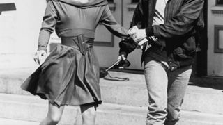 17. Птичка на проводе (1990)