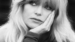 20. Птичка на проводе (1990)