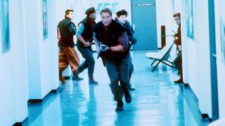 28. Бегущий человек (1987)