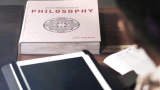 30. Философы: Урок выживания (2013)