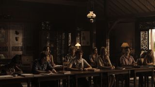 9. Философы: Урок выживания (2013)