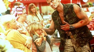 23. Универсальный солдат (1992)