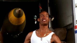 23. Не грози южному централу, попивая сок у себя в квартале (1996)