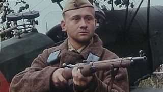 2. Жизнь и необычайные приключения солдата Ивана Чонкина (1993)