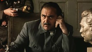 27. Жизнь и необычайные приключения солдата Ивана Чонкина (1993)