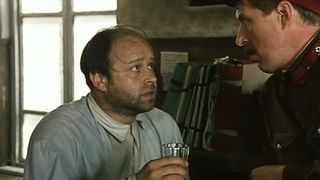 58. Жизнь и необычайные приключения солдата Ивана Чонкина (1993)