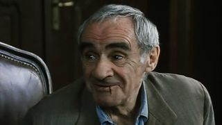 69. Жизнь и необычайные приключения солдата Ивана Чонкина (1993)