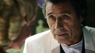 40. Американские боги (2017)