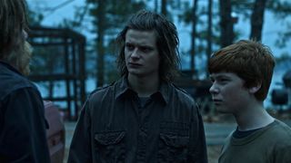 32. Озарк (2017 — ... )