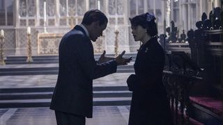 32. Корона (2016)