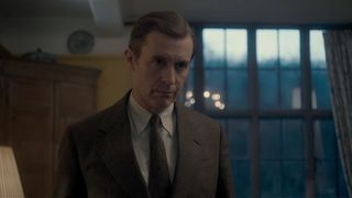 56. Корона (2016)