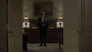 57. Корона (2016)