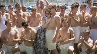 8. Корона (2016)