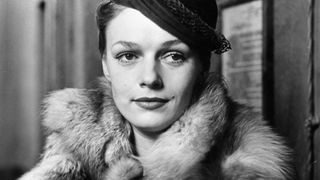 2. Военно-полевой роман (1983)