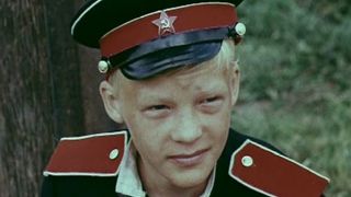 6. Алые погоны (1980)