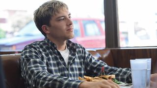 43. Американская история преступлений (2016)