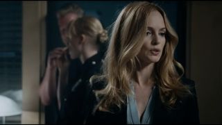 10. Энджи Трайбека (2016)