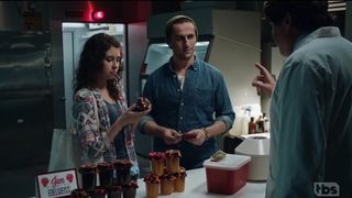 56. Энджи Трайбека (2016)