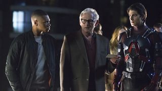 8. Легенды завтрашнего дня (2016)