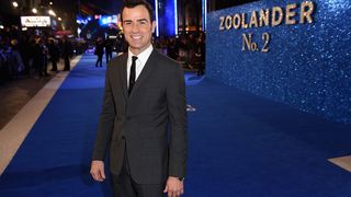 17. Образцовый самец 2 (2016)