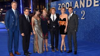 27. Образцовый самец 2 (2016)