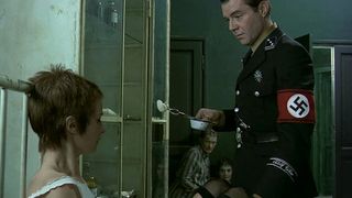 2. Ночной портье (1973)